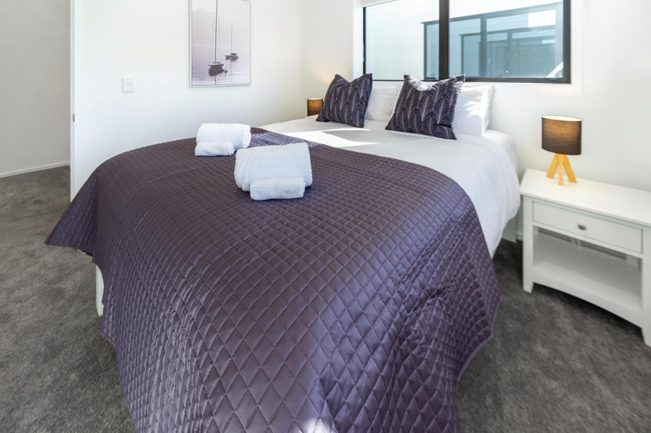 Central City Awaits 2 Bed 2 Bath With Carpark ไครสต์เชิร์ช ภายนอก รูปภาพ